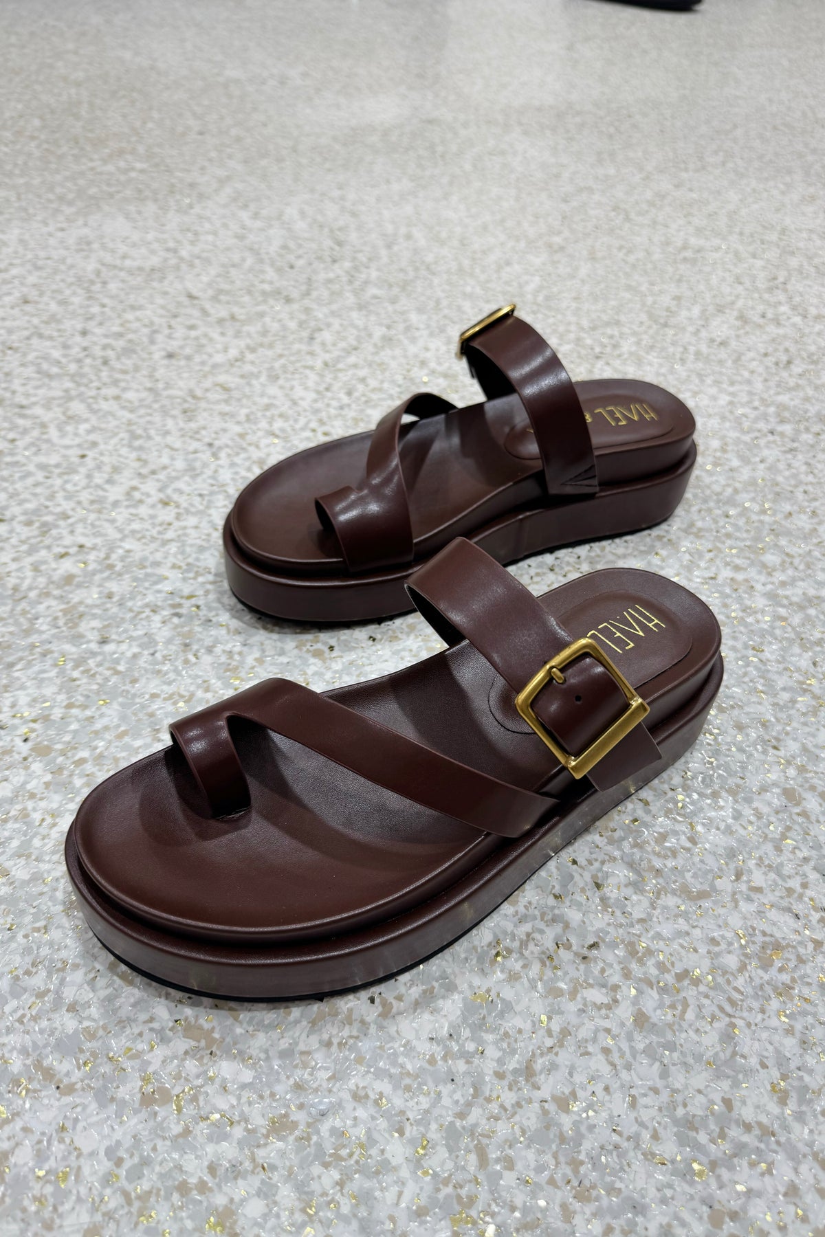 Hael & Jax Cannes Platfom Slide | Chocolate