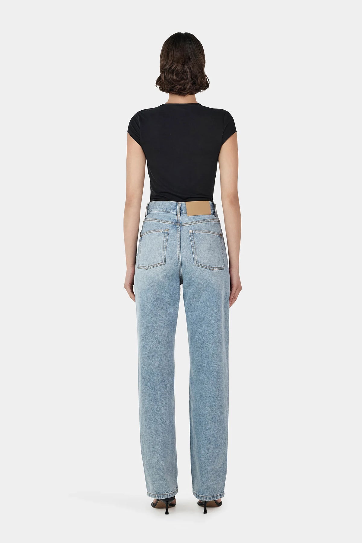 Ownley Rina Keyhole Tee | Black