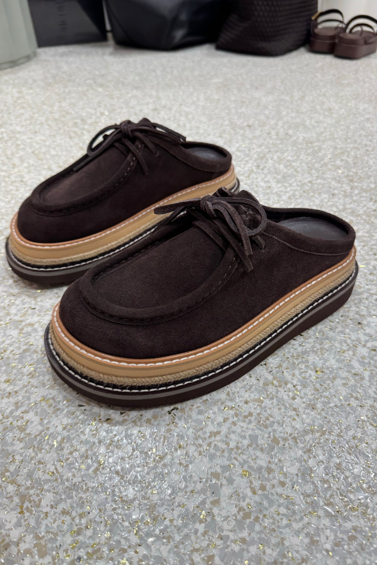 Alias Mae Veronique Platform Mule | Chocolate Suede