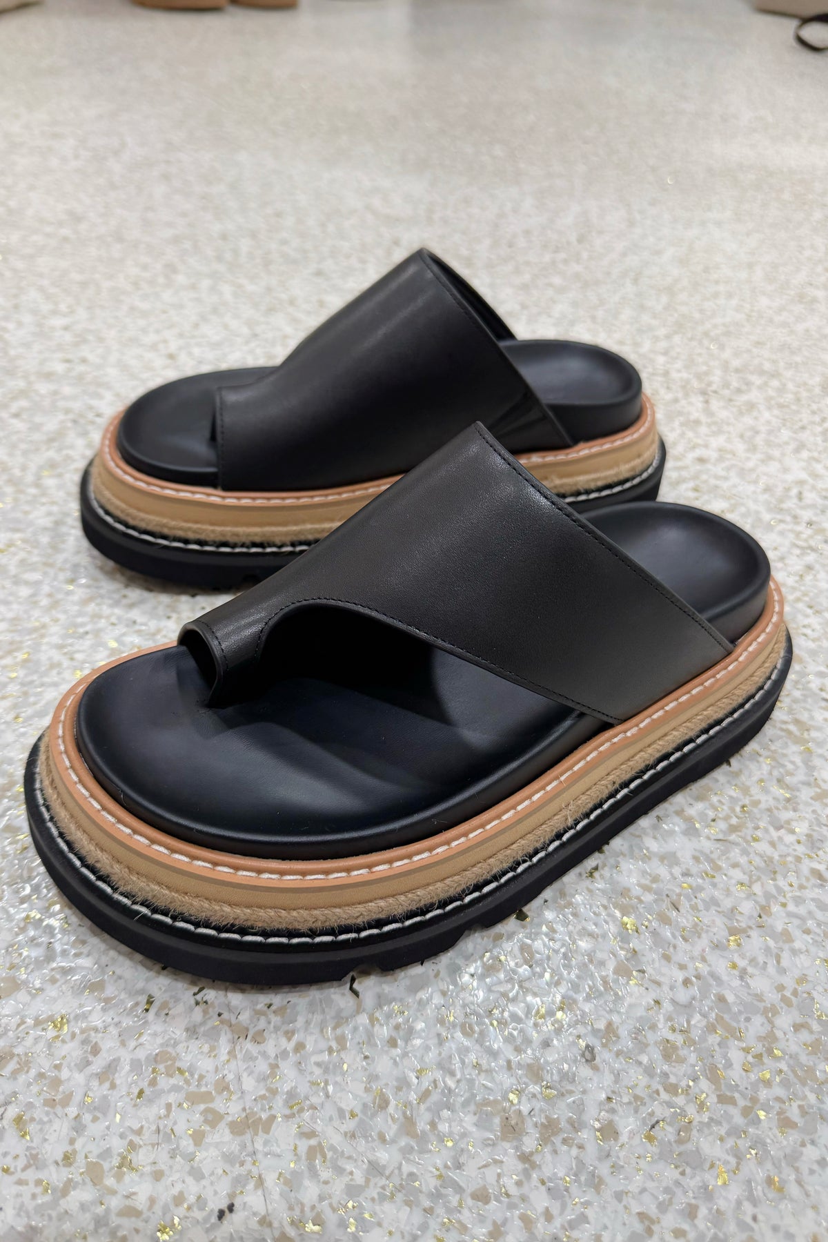 Alias Mae Venetia Platform Slide | Black