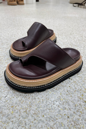 Alias Mae Venetia Platform Slide | Burgandy