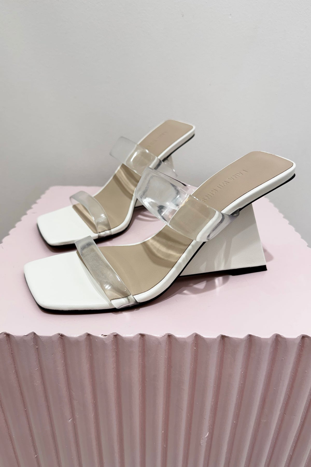 Lana Wilkinson Brooke Pyramid Wedge Sandal | Ivory