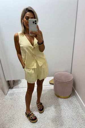 Chosen By Fifi & Annie The Santa Cruz Vest Set | Lemon￼