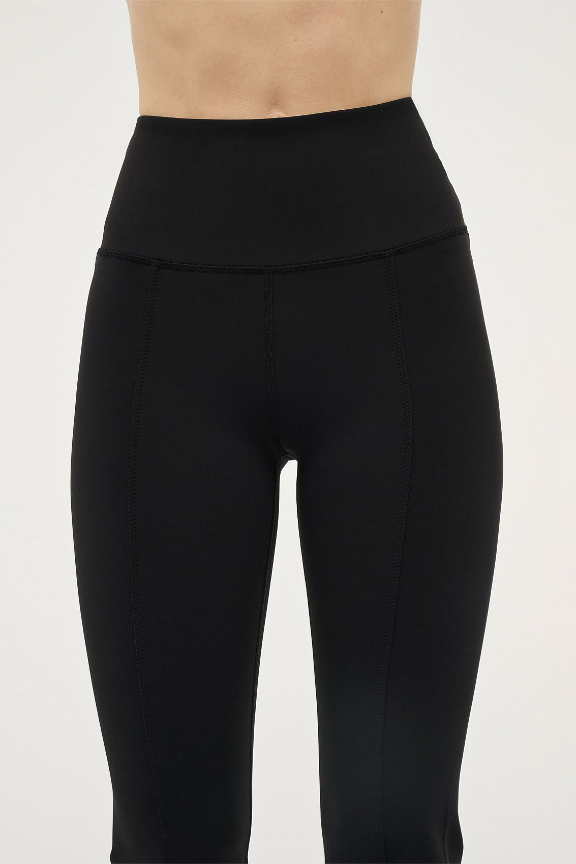 P.E Nation Elevation Flare Legging | Black