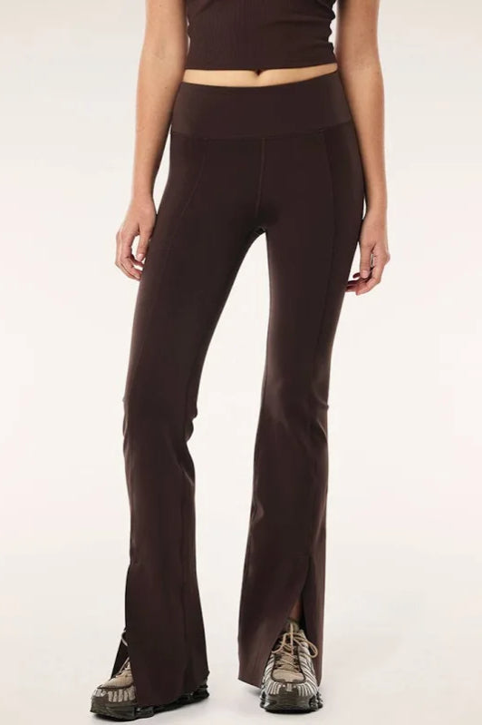 P.E Nation Elevation Flare Legging | Espresso