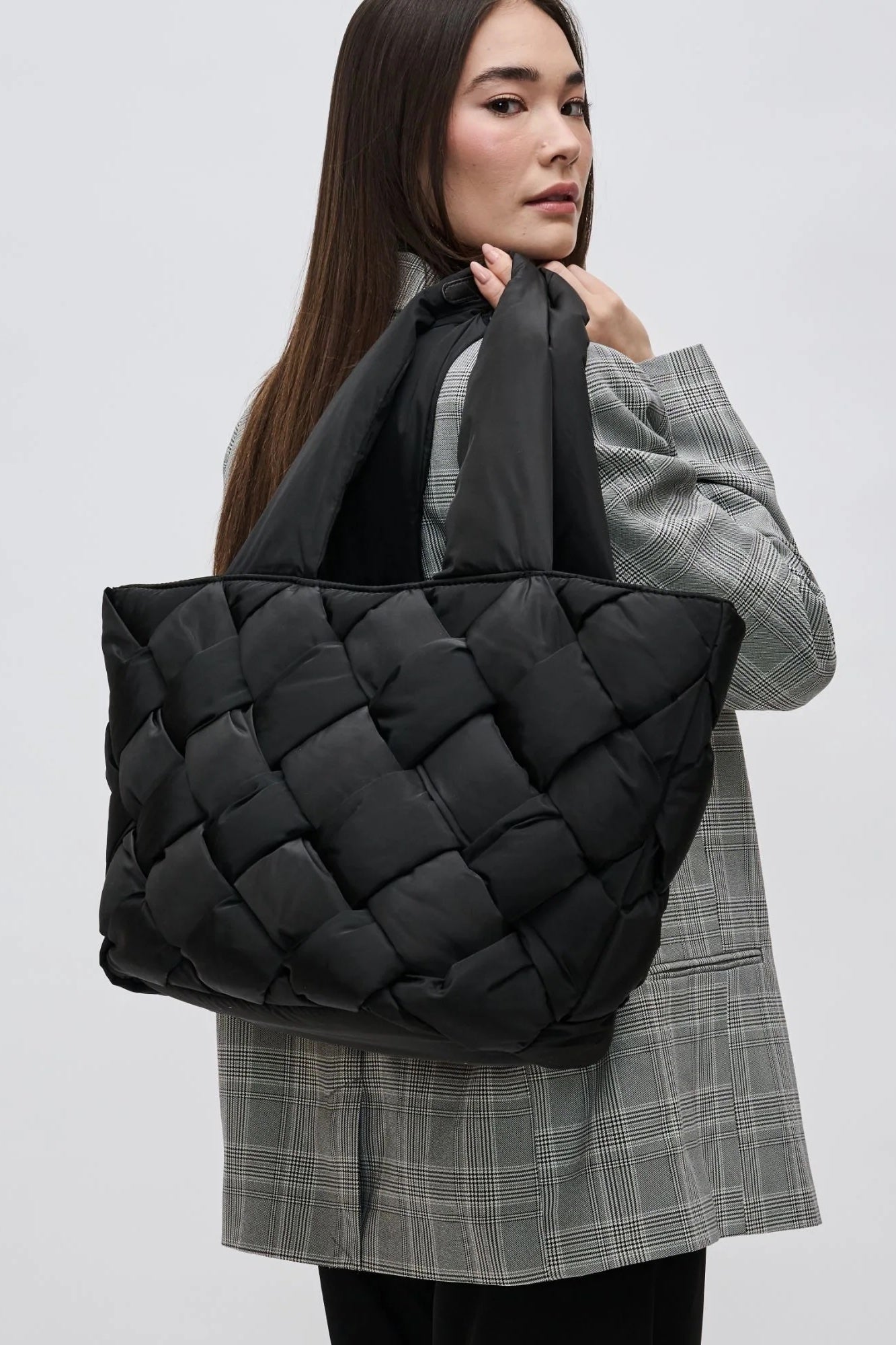 Sol And Selene Intuition East West | Black