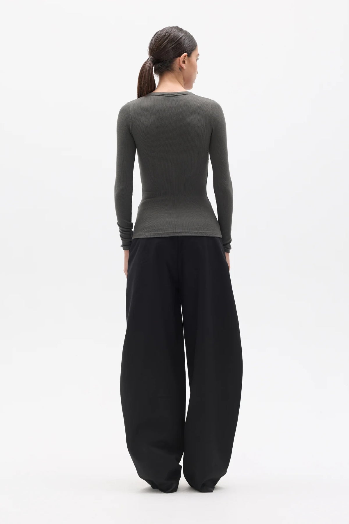 Bayse Brand Piper Henley Top | Smoke || PRE_ORDER ETA 20/06/2026