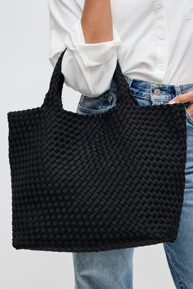 Sol And Selene Skys The Limit Medium Bag | Black
