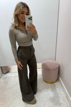 Bayse Brand Piper Henley Top | Sage