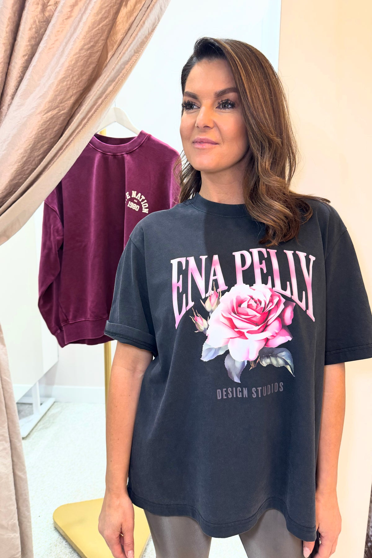 Ena Pelly Rose Tee | Vintage Black