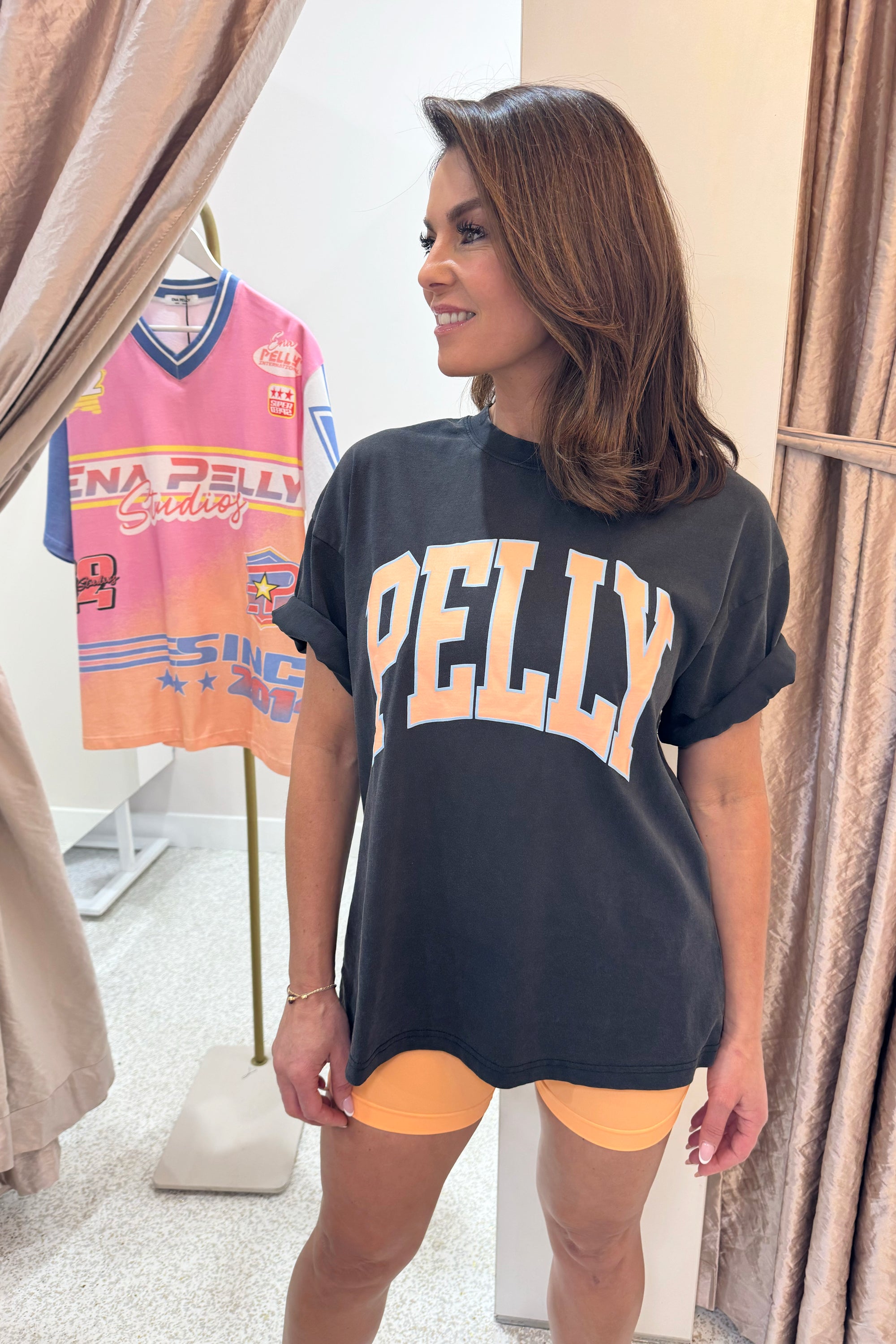Ena Pelly Peach Pelly Collegiate Tee | Vintage Black