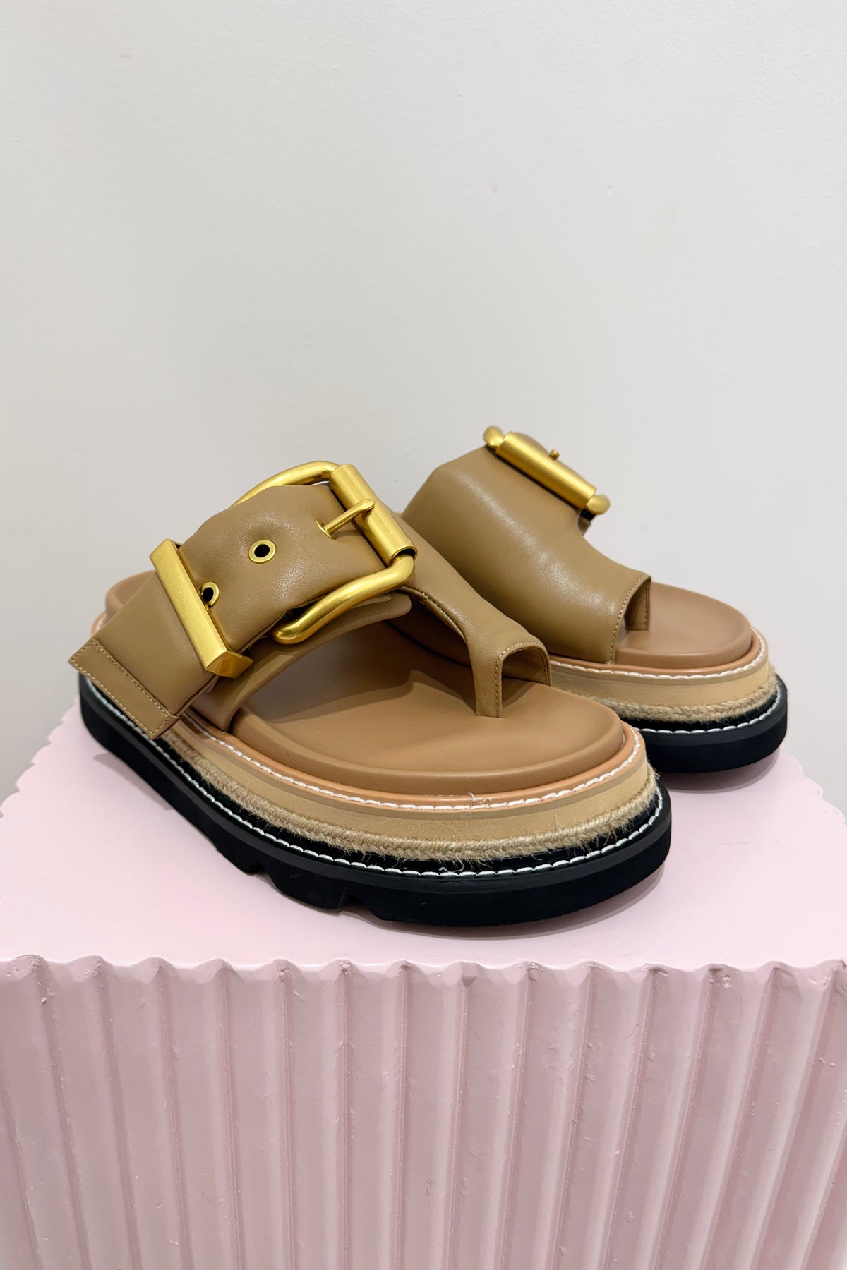 Alias Mae Veeta Platform Slide | Camel