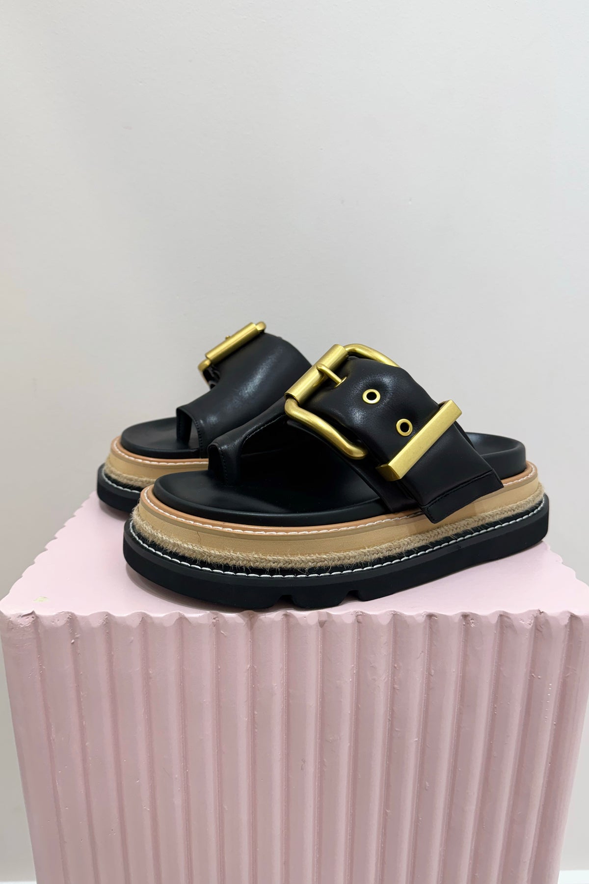 Alias Mae Veeta Platform Slide | Black