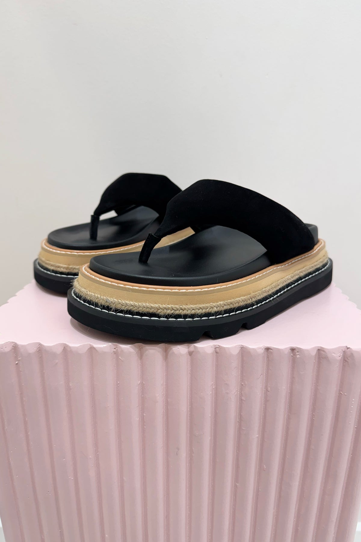 Alias Mae Vedi Platform Thong Slide | Black Suede