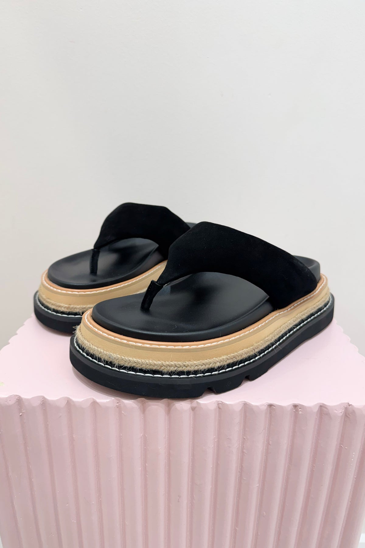 Alias Mae Vedi Platform Thong Slide | Black Suede