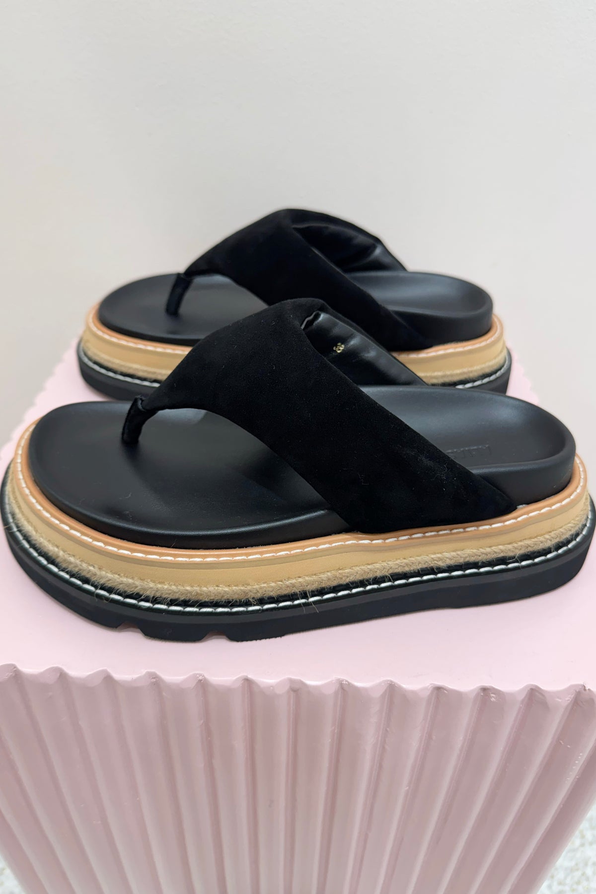 Alias Mae Vedi Platform Thong Slide | Black Suede