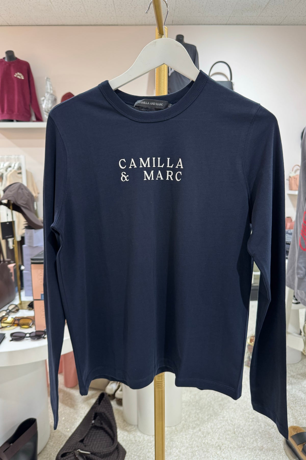 C&M Camilla & Marc Era Long Sleeve Graphic Tee | Navy/White