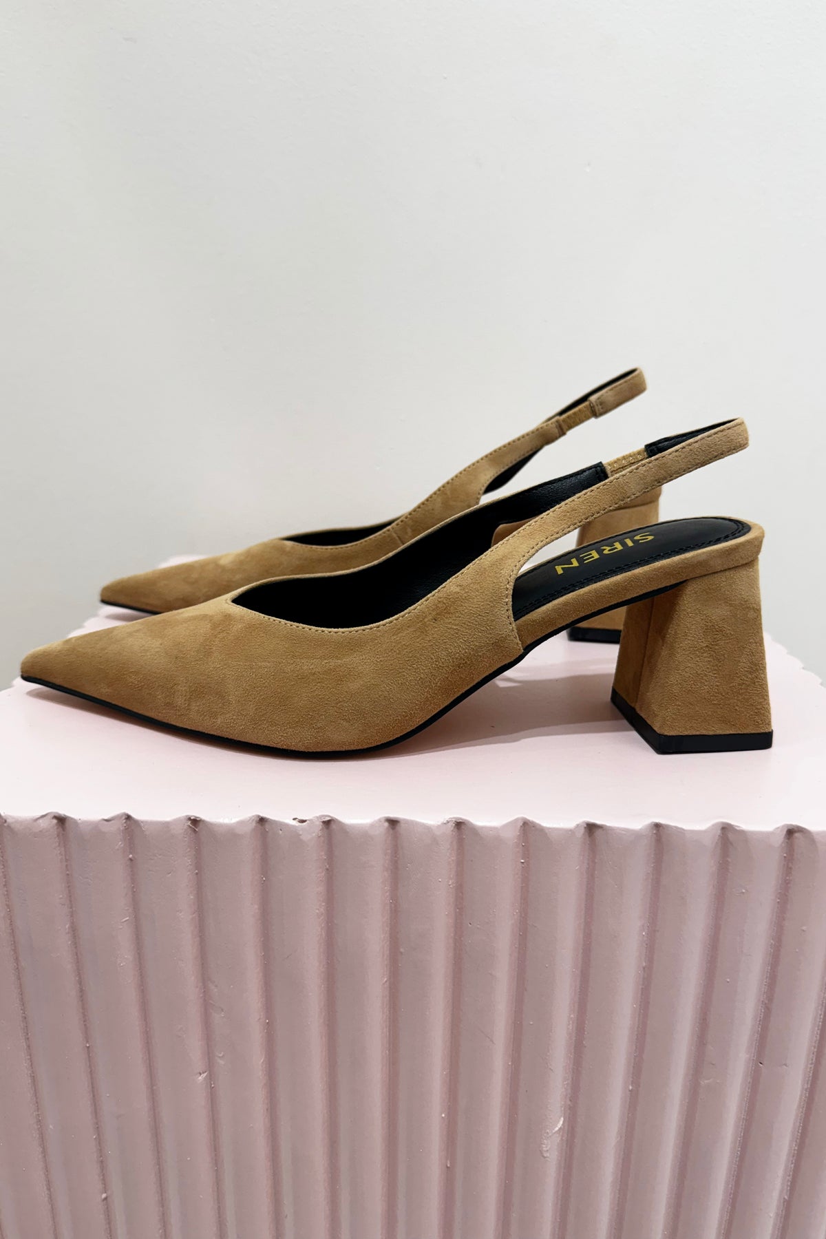 Siren Yankee Slingback Block Heel | Camel Tan Suede