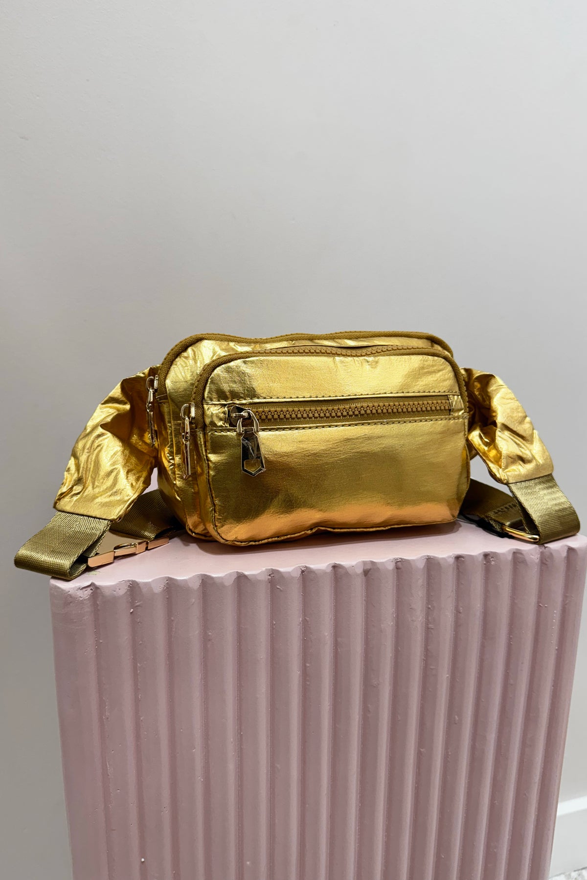 Sol And Selene Hip Hugger Belt Bag | Gold