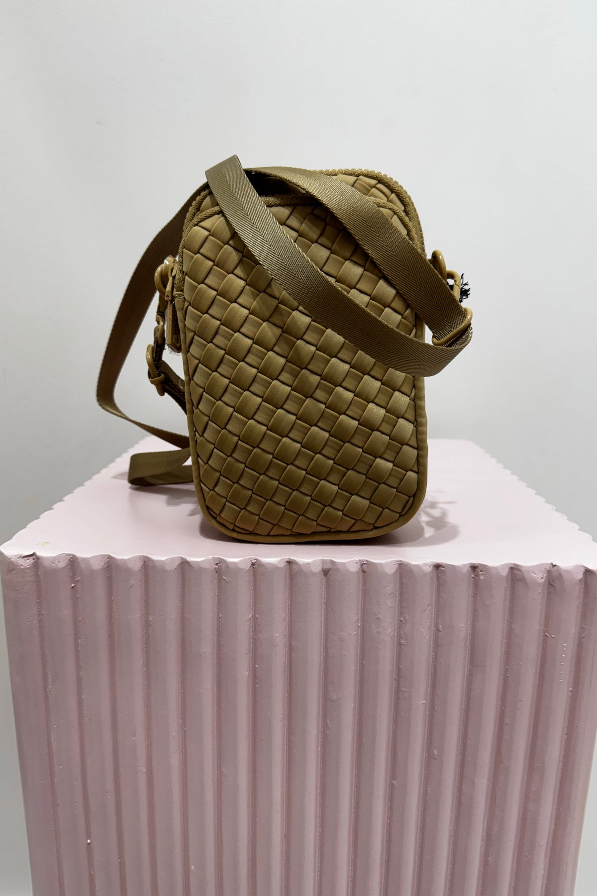 Sol And Selene Divide And Conquer Woven Cross Body Bag | Nude