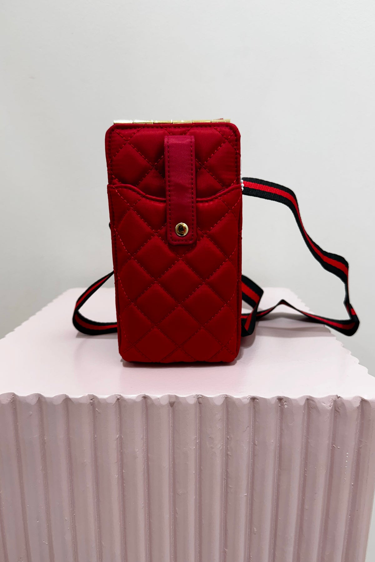 Sol And Selene Duality Quilted Cell Phone Cross Body Bag | Red