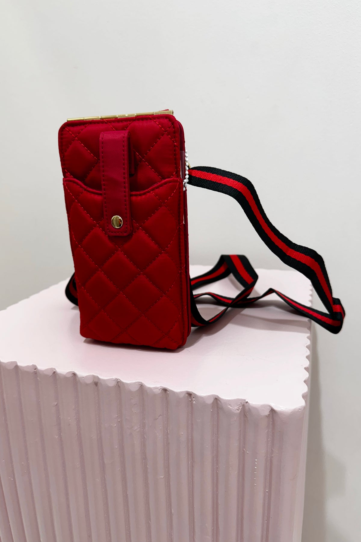 Sol And Selene Duality Quilted Cell Phone Cross Body Bag | Red