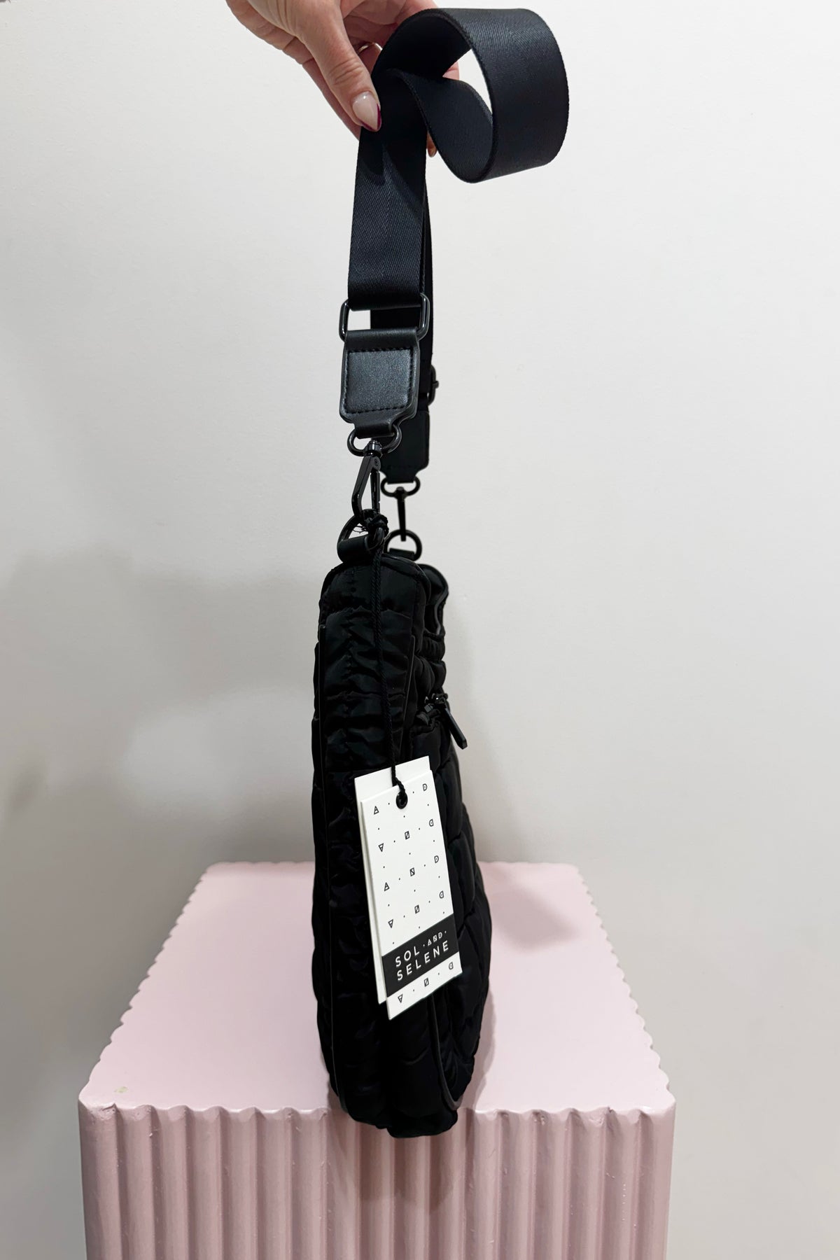 Sol And Selene Aura Crossbody Bag | Black