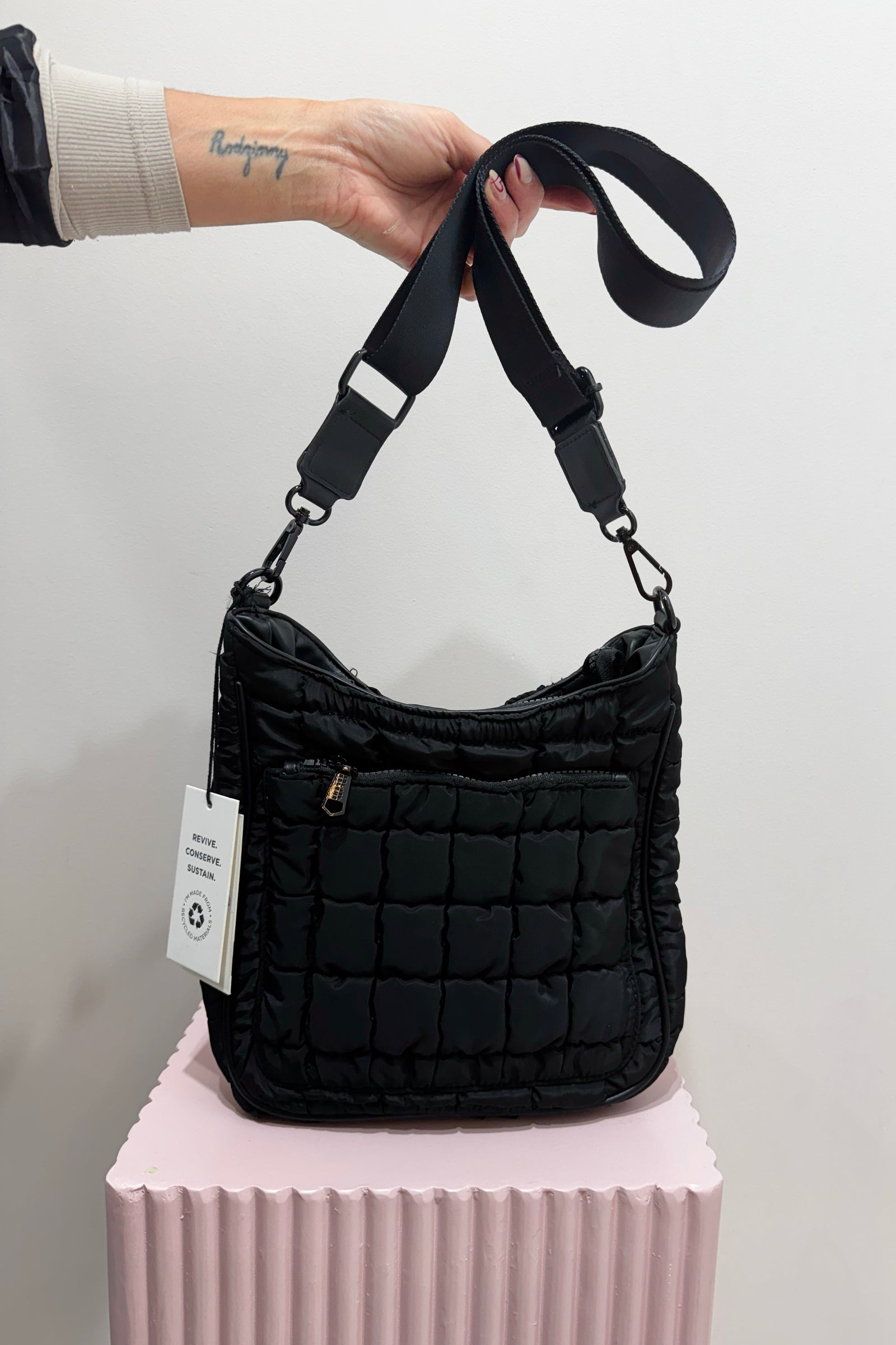 Sol And Selene Aura Crossbody Bag | Black