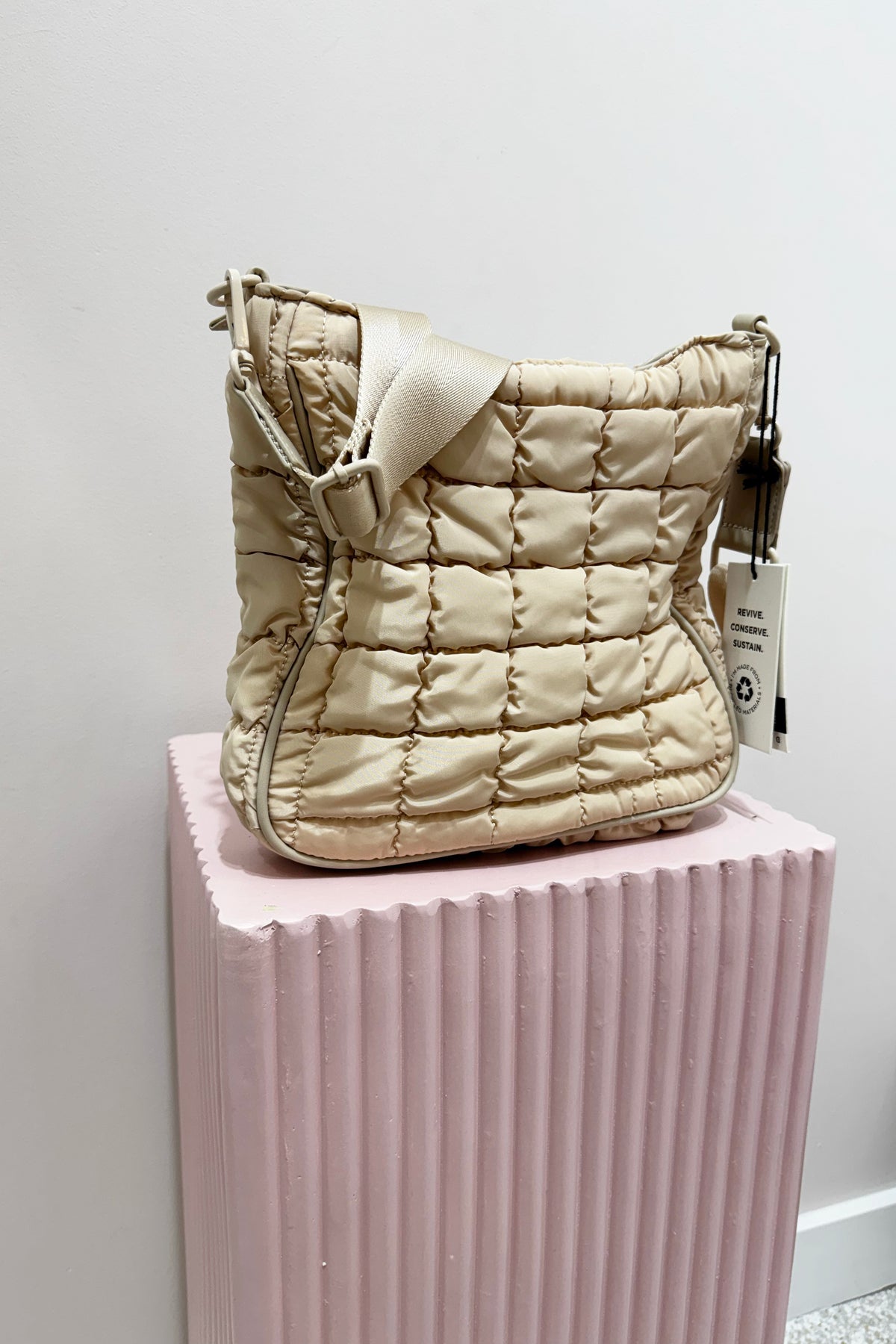 Sol And Selene Aura Crossbody Bag | Cream