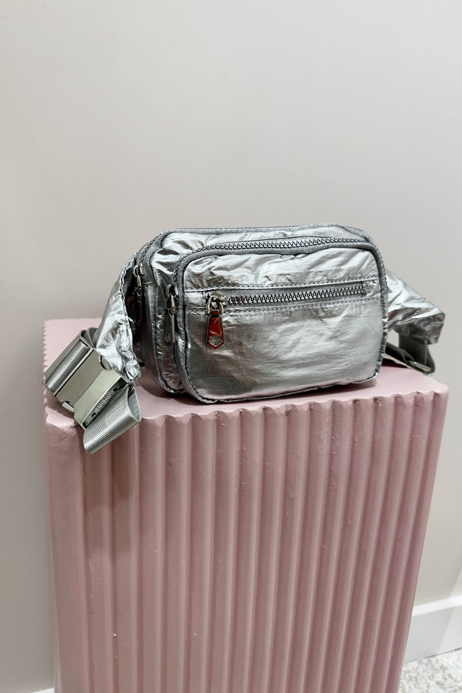 Sol And Selene Hip Hugger Belt Bag | Silver