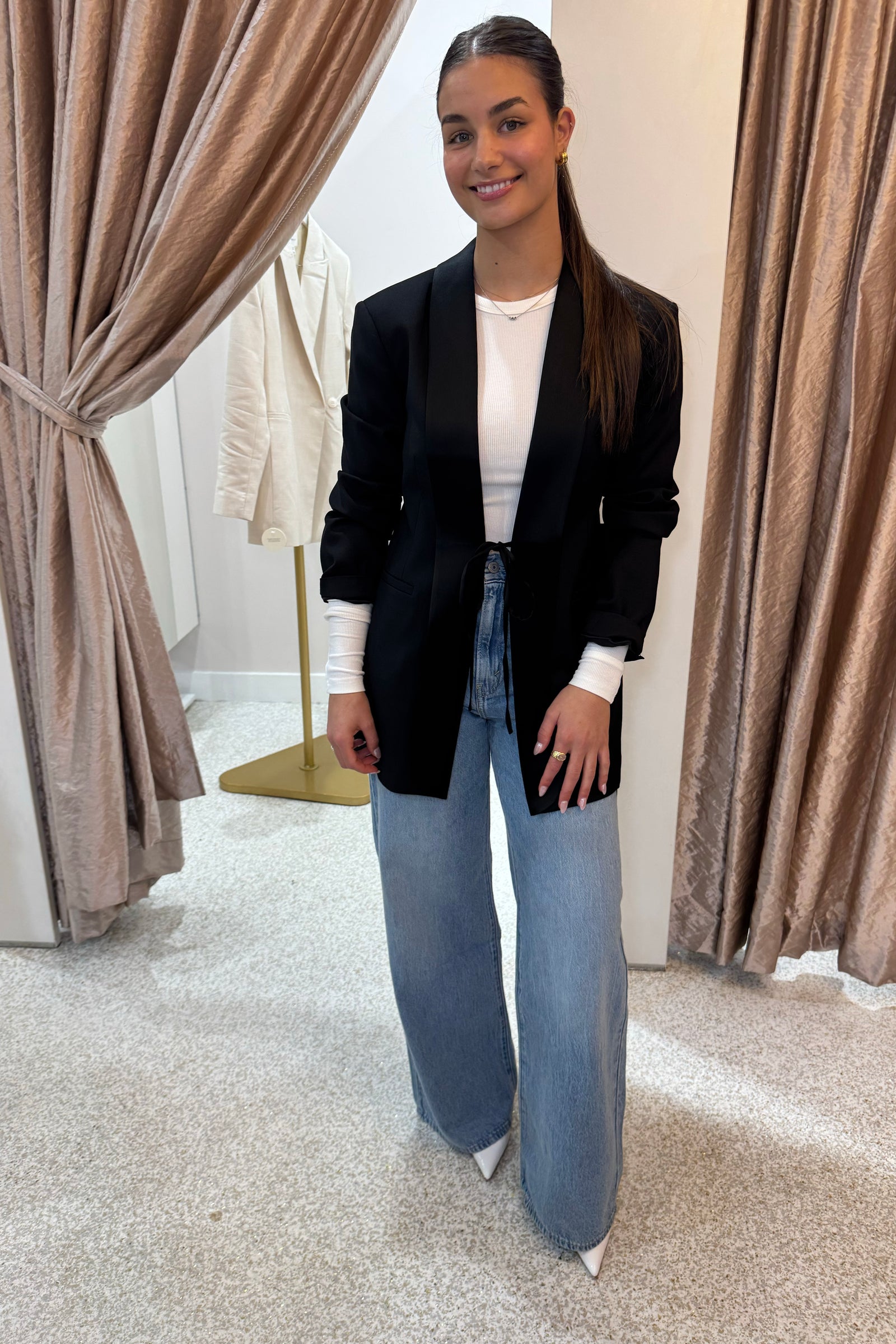 Shona Joy Benji Tuxedo Tie Blazer | Black