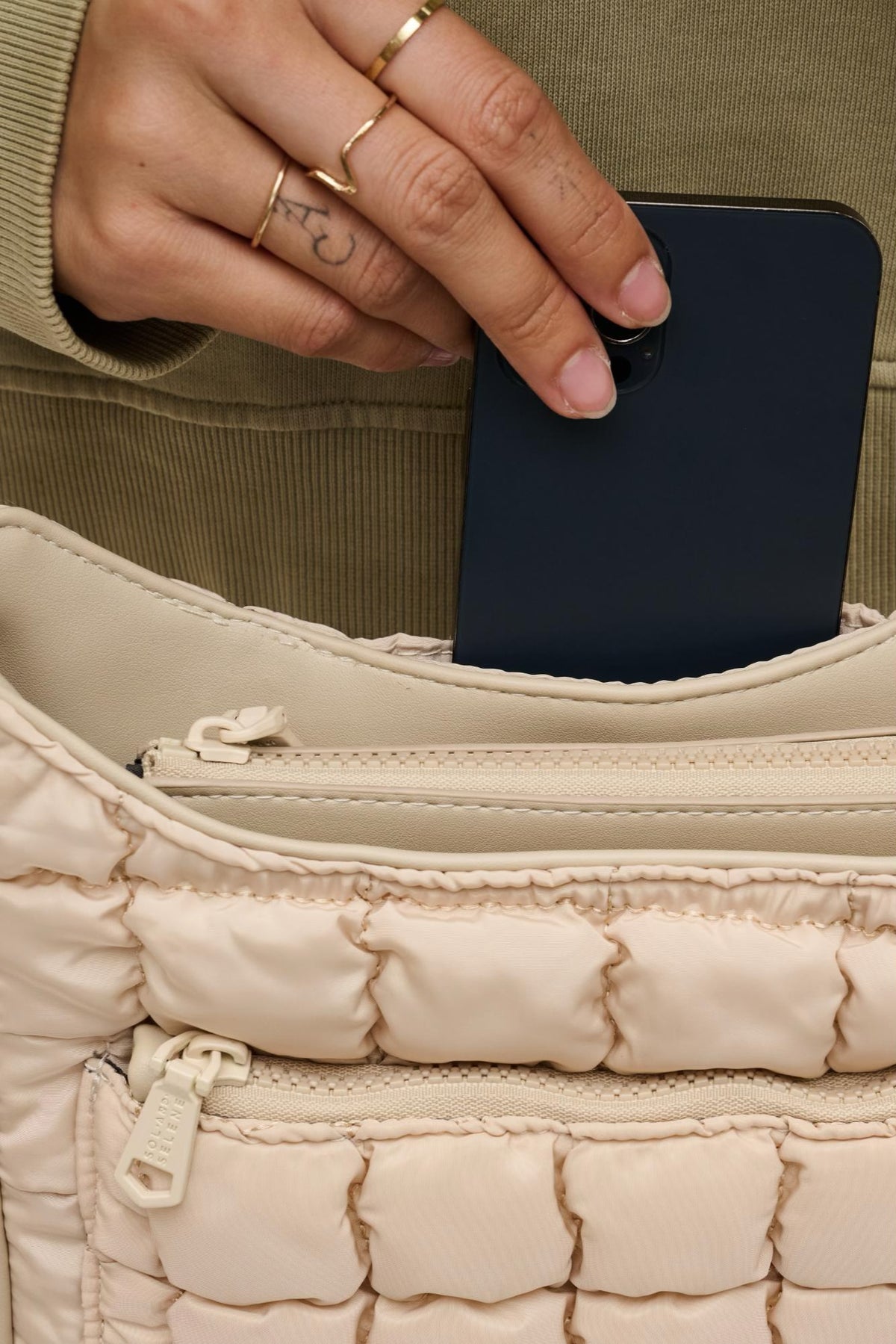 Sol And Selene Aura Crossbody Bag | Cream