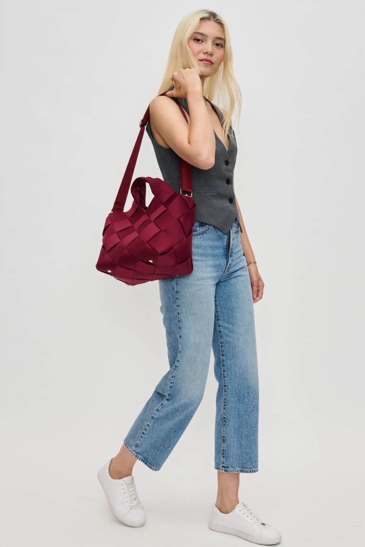 Sol And Selene Resilience Woven Neoprene Bag | Wine