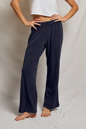 Perfect White Tee Katie Pant | Navy
