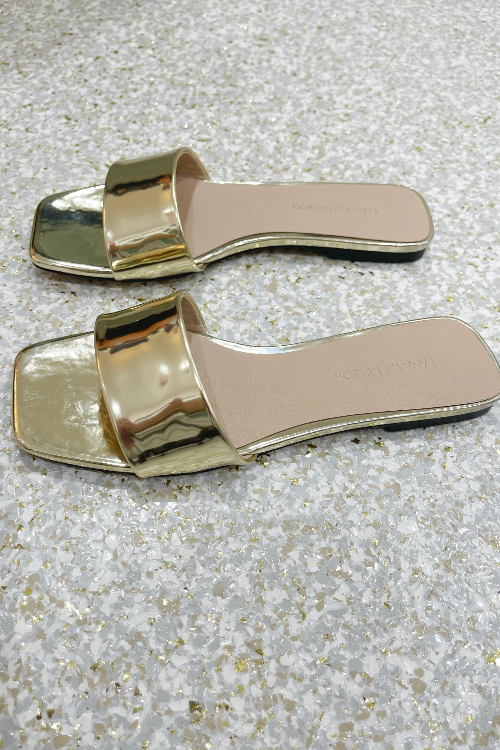 By Lana Wilkinson Bianca | Gold