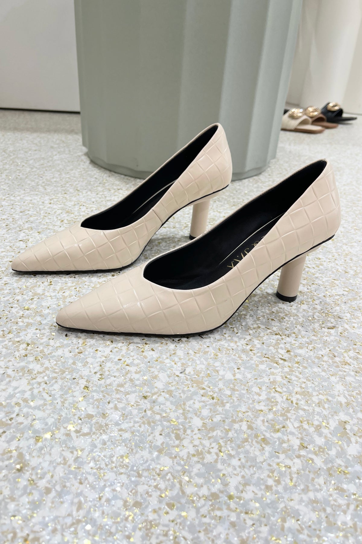 Hael & Jax Aria Charles Pump | Bone