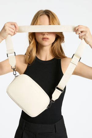 Status Anxiety Plunder With Webbed Strap Bag | Chalk