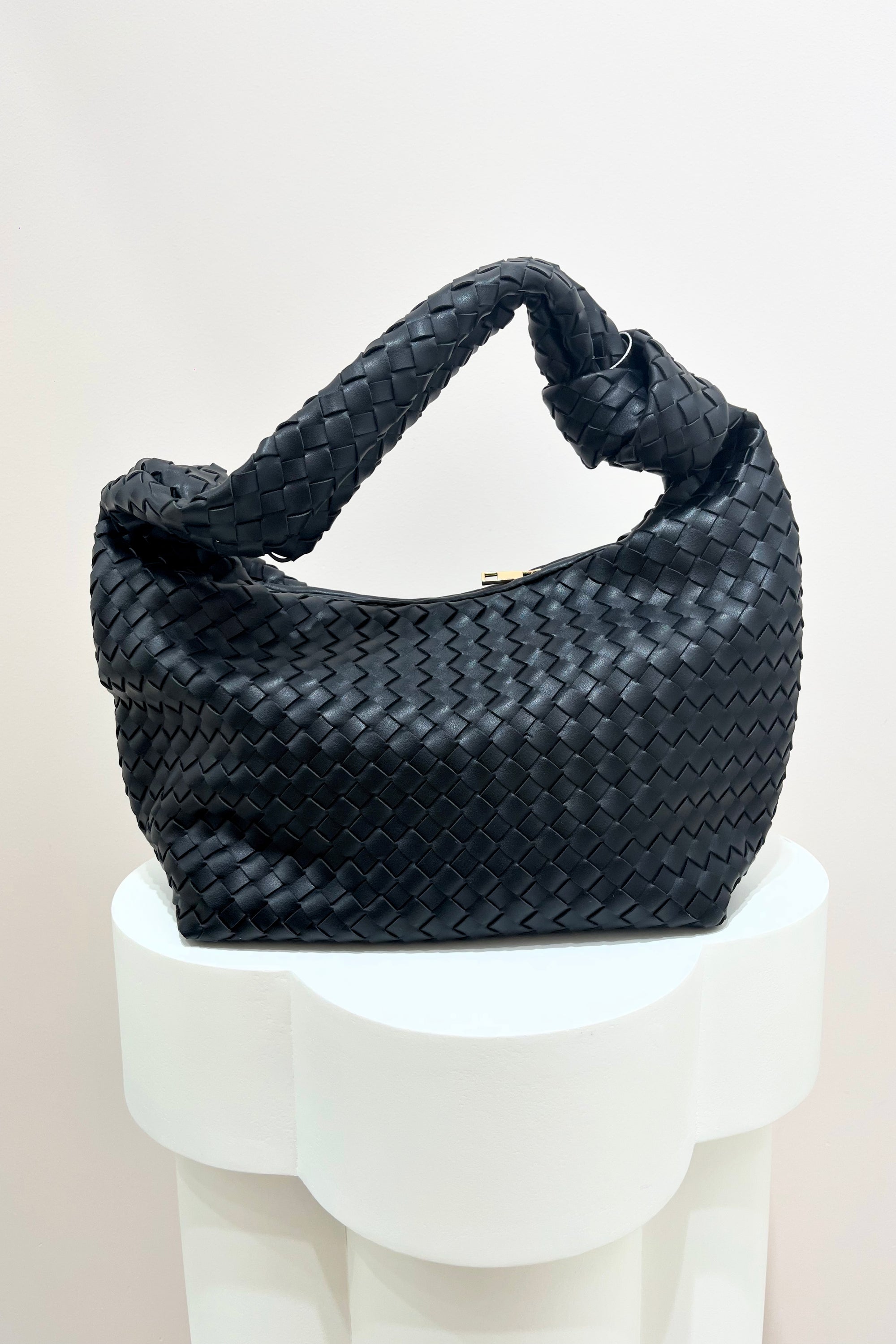 Billini Kenya Shoulder Bag | Black