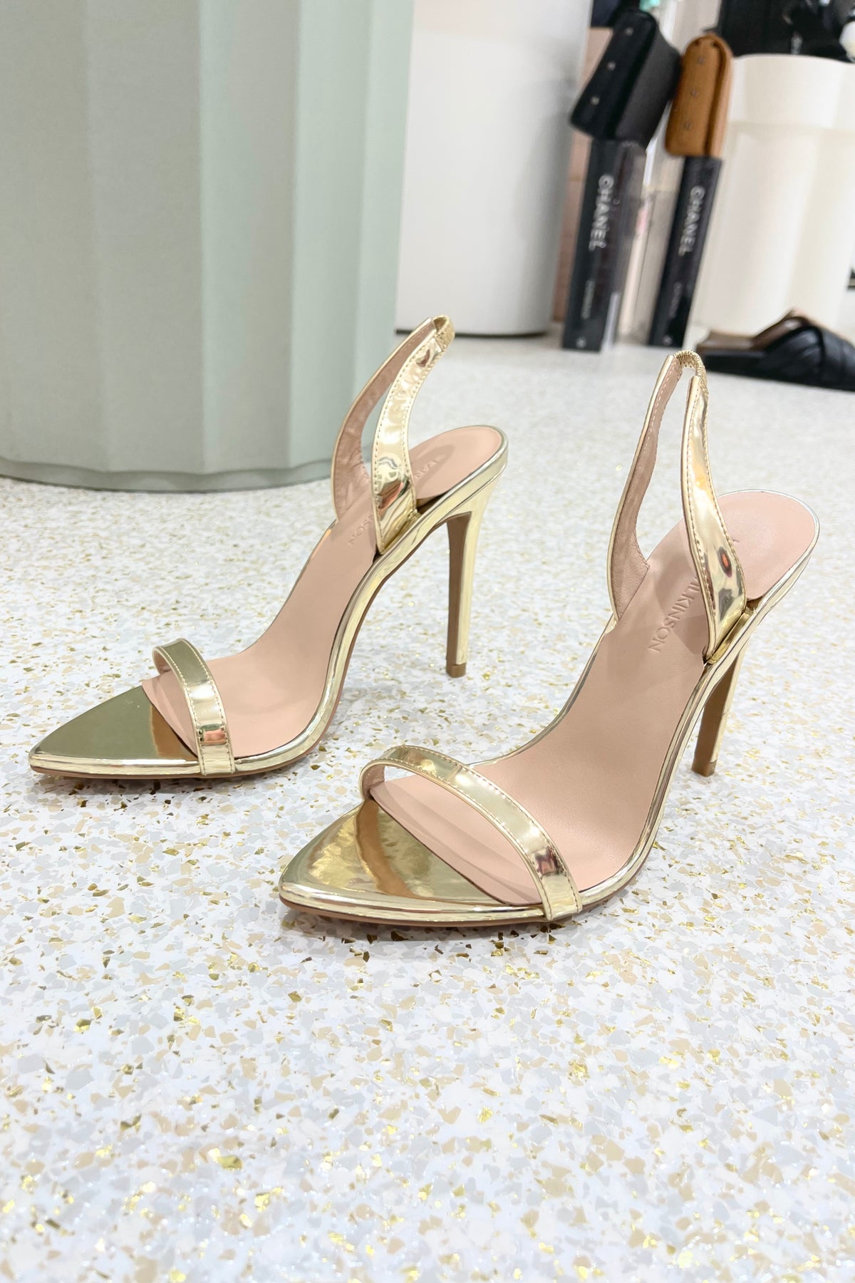 By Lana Wilkinson Cassie Heel | Gold