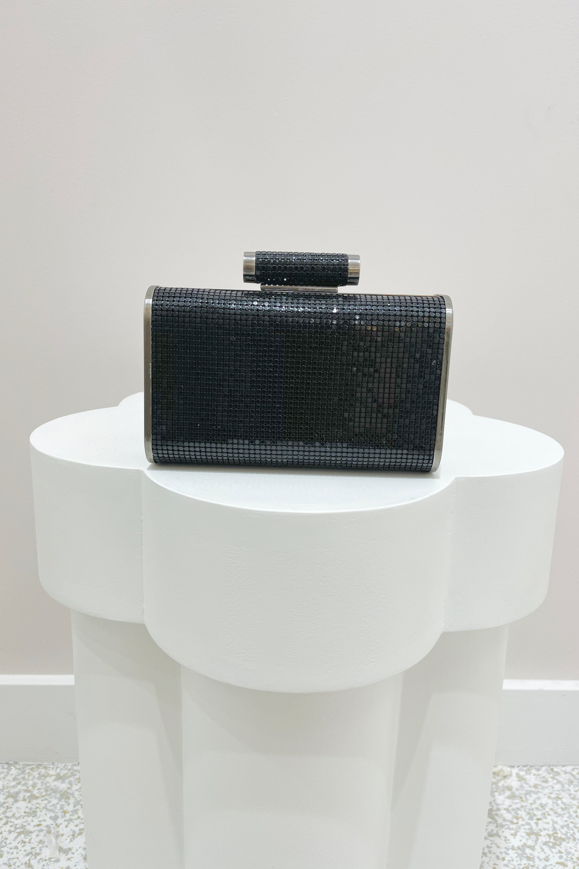 Olga Berg Inca Mesh Clutch | Black