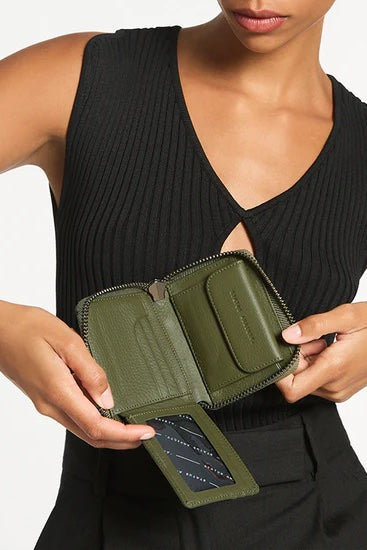 Status Anxiety Wayward Wallet |Khaki