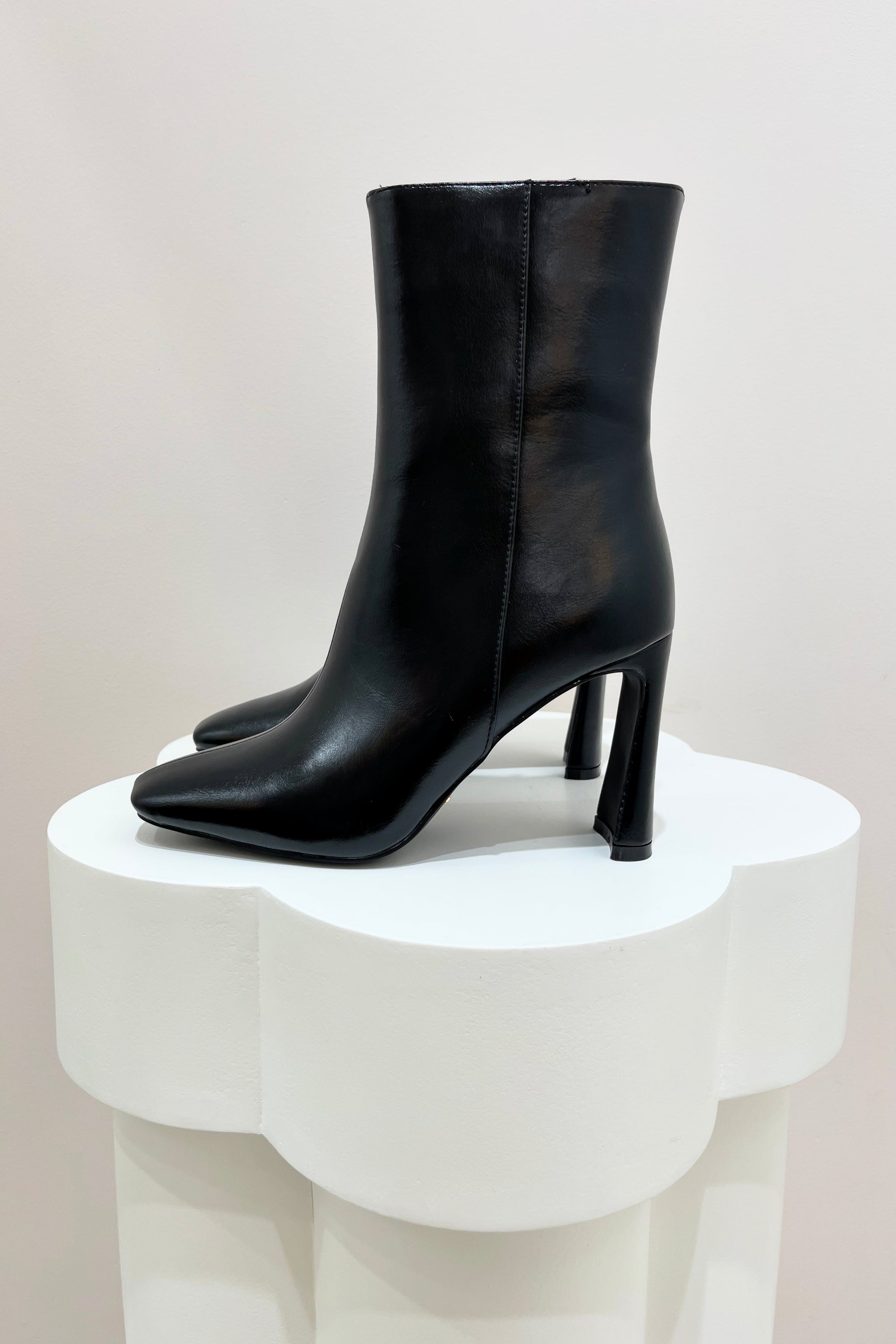 Billini Emira Boot | Black