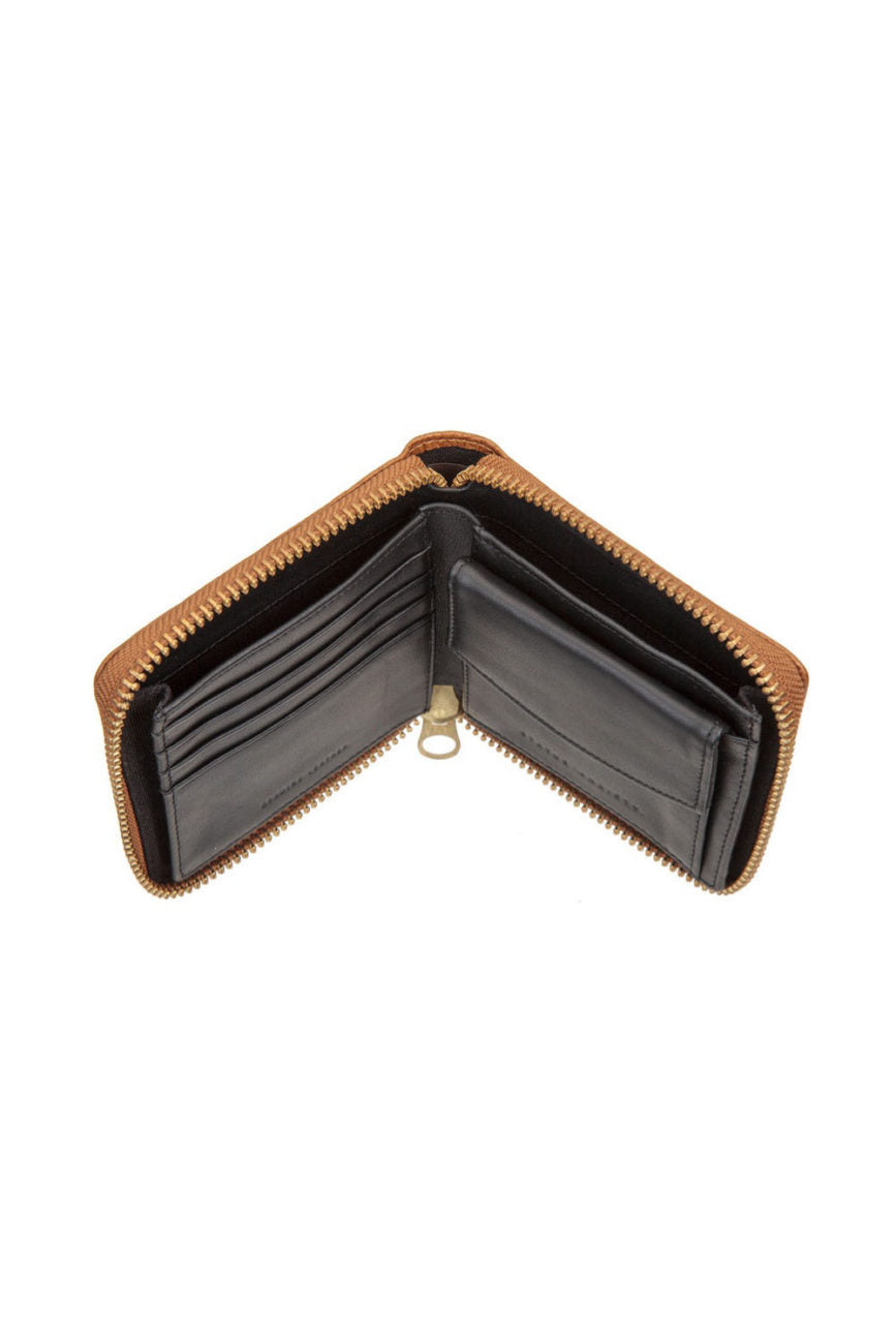 EmpireTanCrocE-867x1300