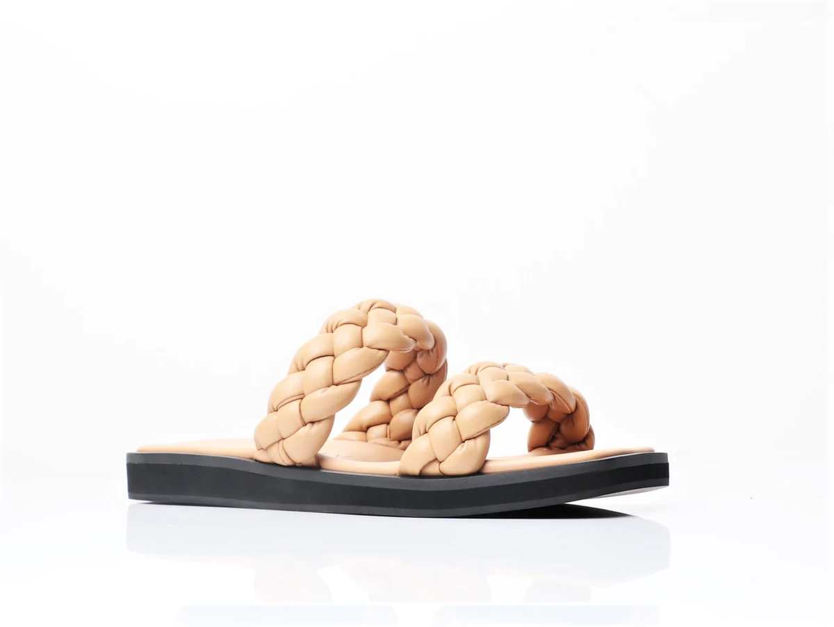 Hael & Jax Celeste In Tan