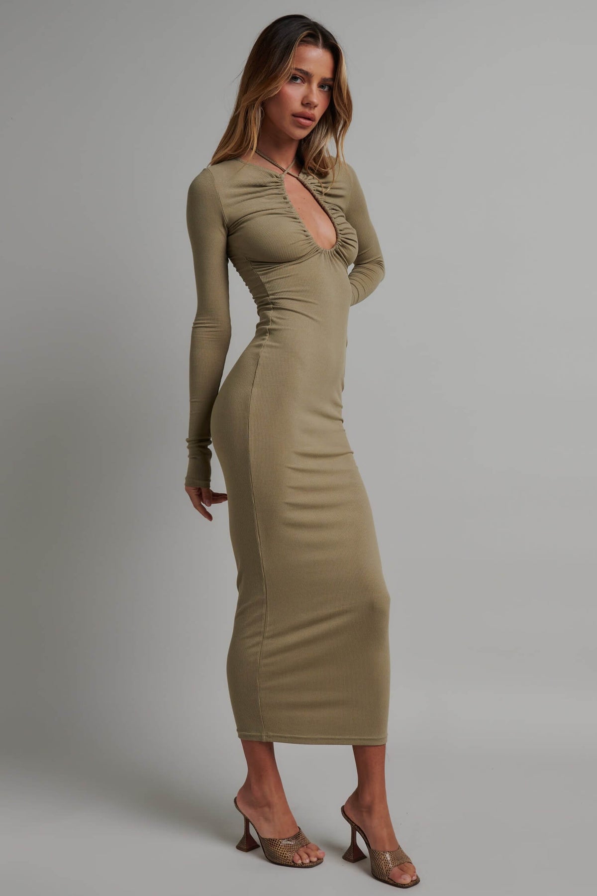 Bayse Brand Mardi Midi | Pale Khaki