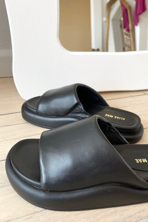 Alias Mae Thea Slide | Black