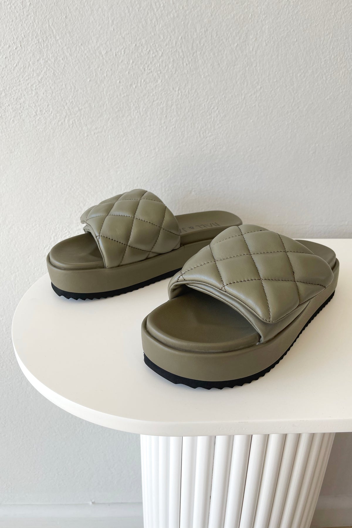 Hael & Jax Hollie Slide | Khaki