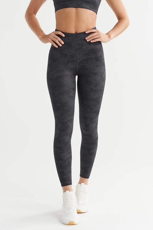 Lilybod Becca Legging | Black Stucco Camo