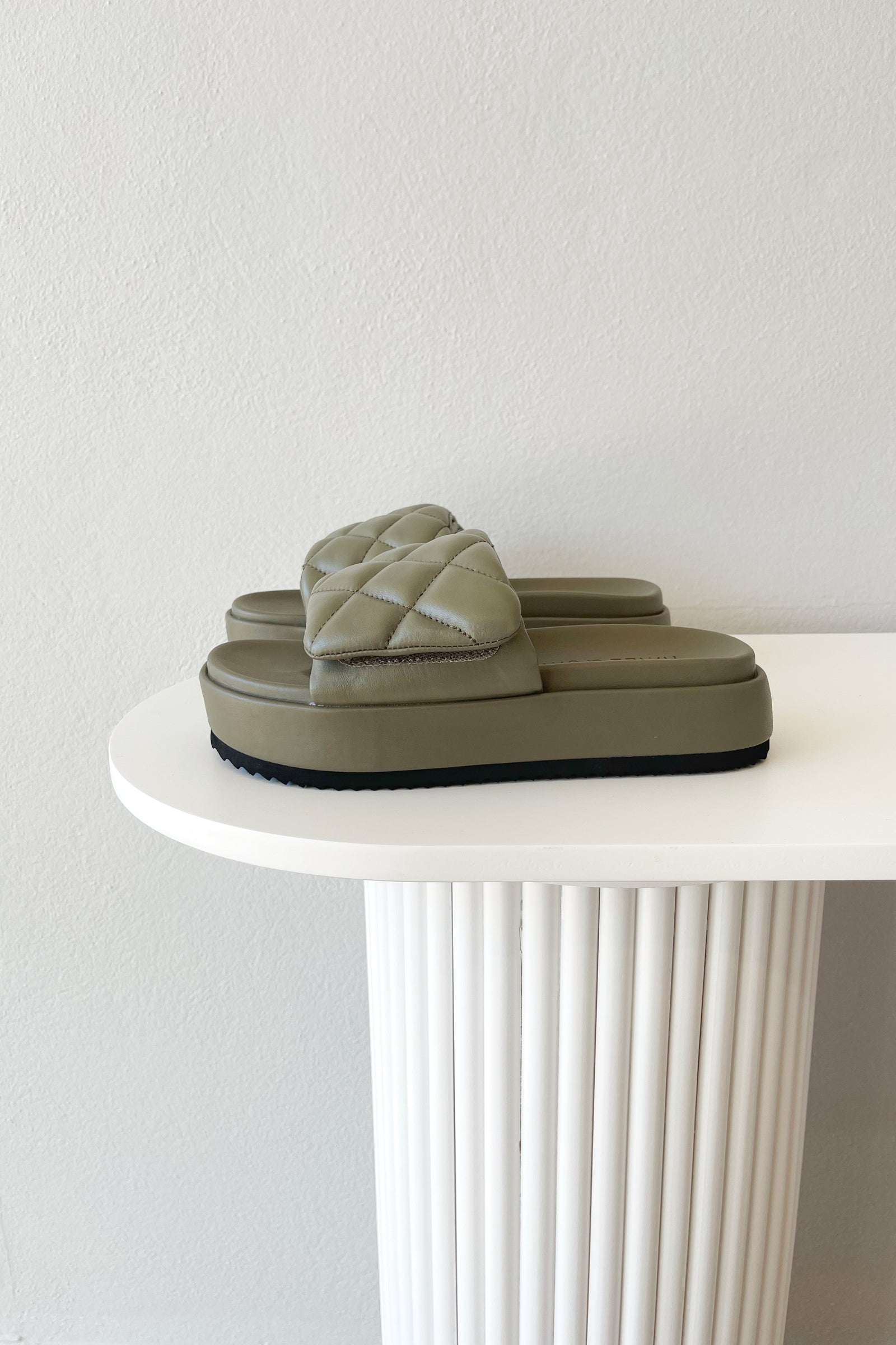 Hael & Jax Hollie Slide | Khaki