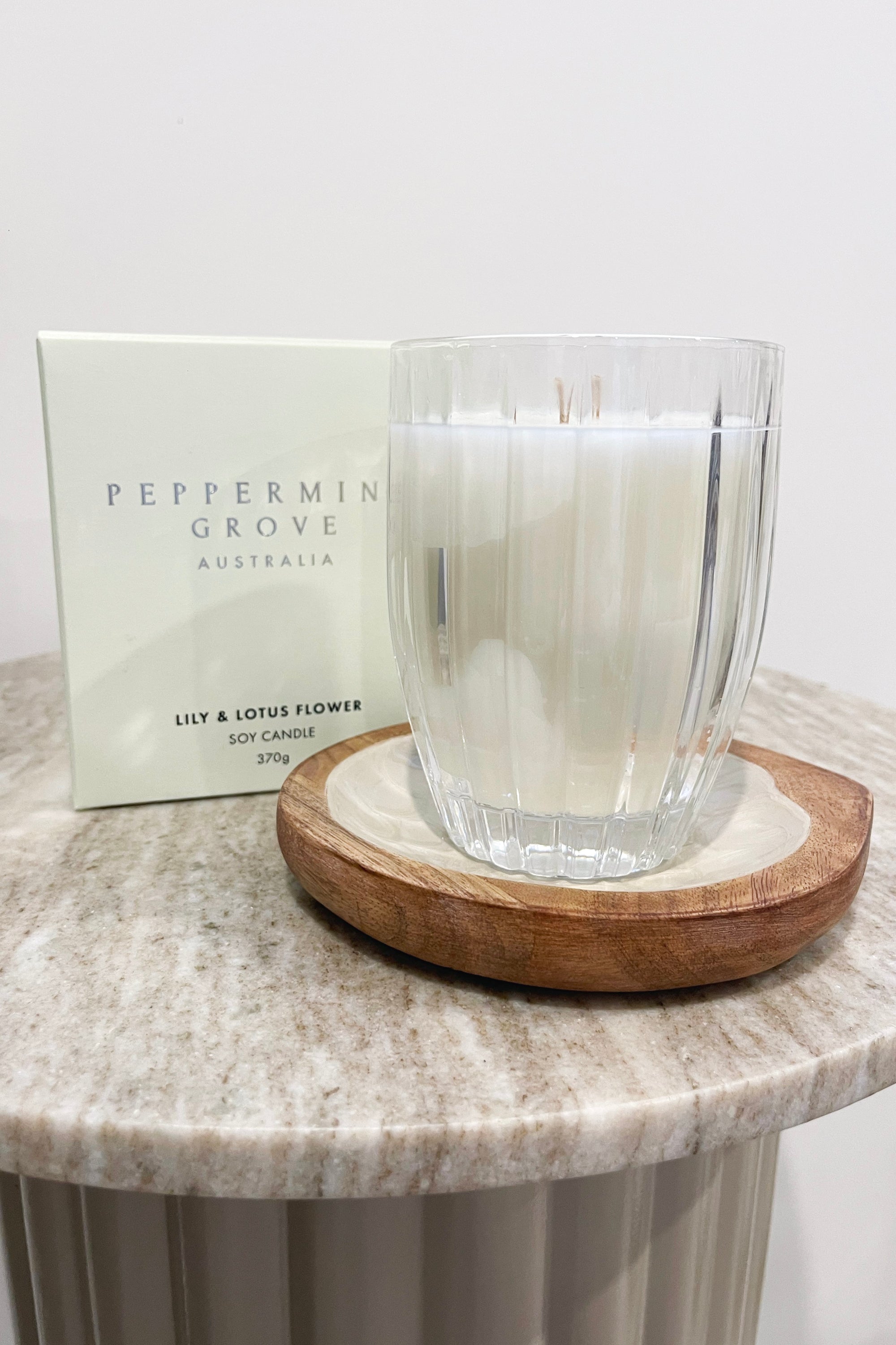 Peppermint Grove Soy Candle | Lily & Lotus Flower